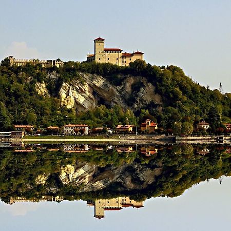 Willa Residenza Esse Angera Zewnętrze zdjęcie
