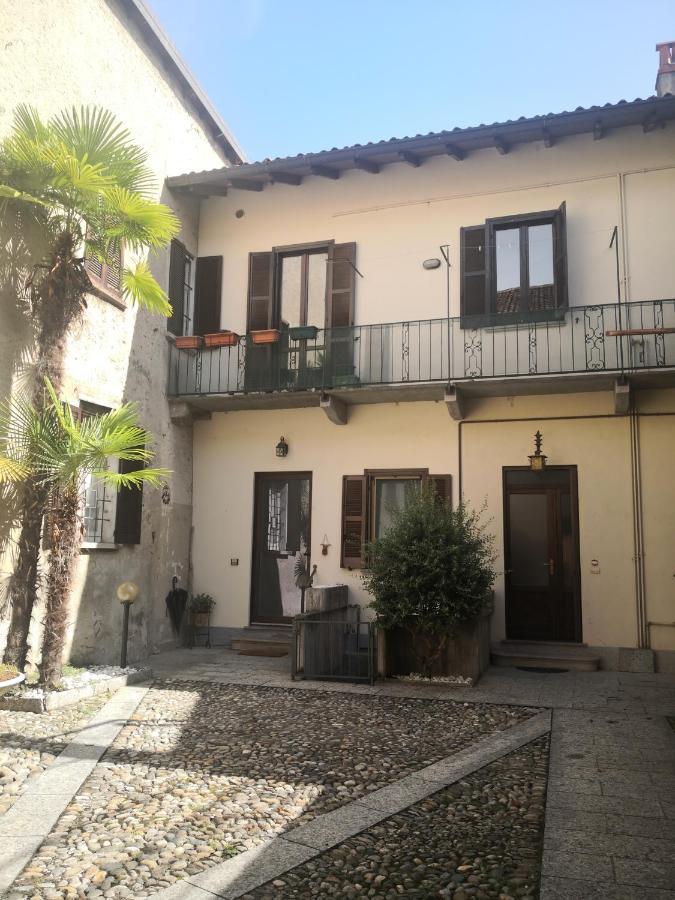 Willa Residenza Esse Angera Zewnętrze zdjęcie